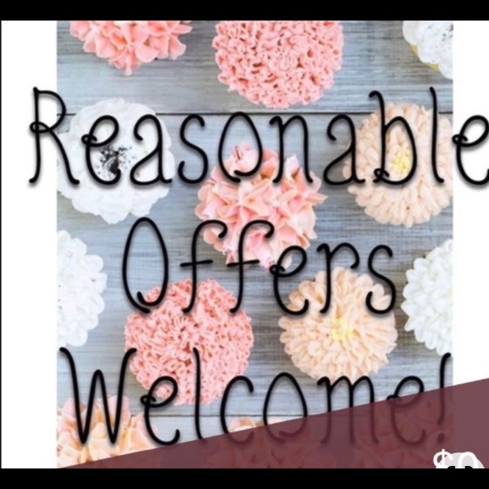 REASONABLE OFFERS WELCOME😊